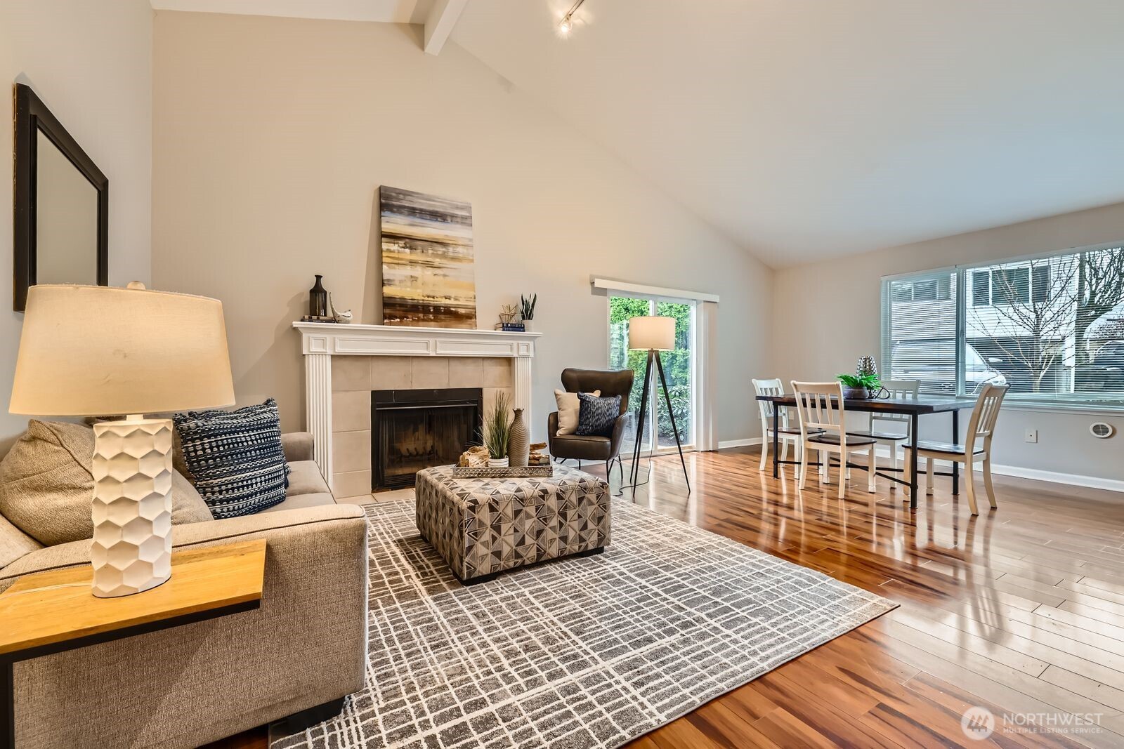 20301 19th Avenue NE Shoreline WA 98155