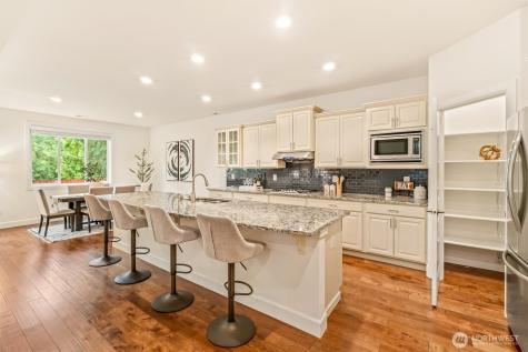 17903 33rd Avenue SE Bothell WA 98012