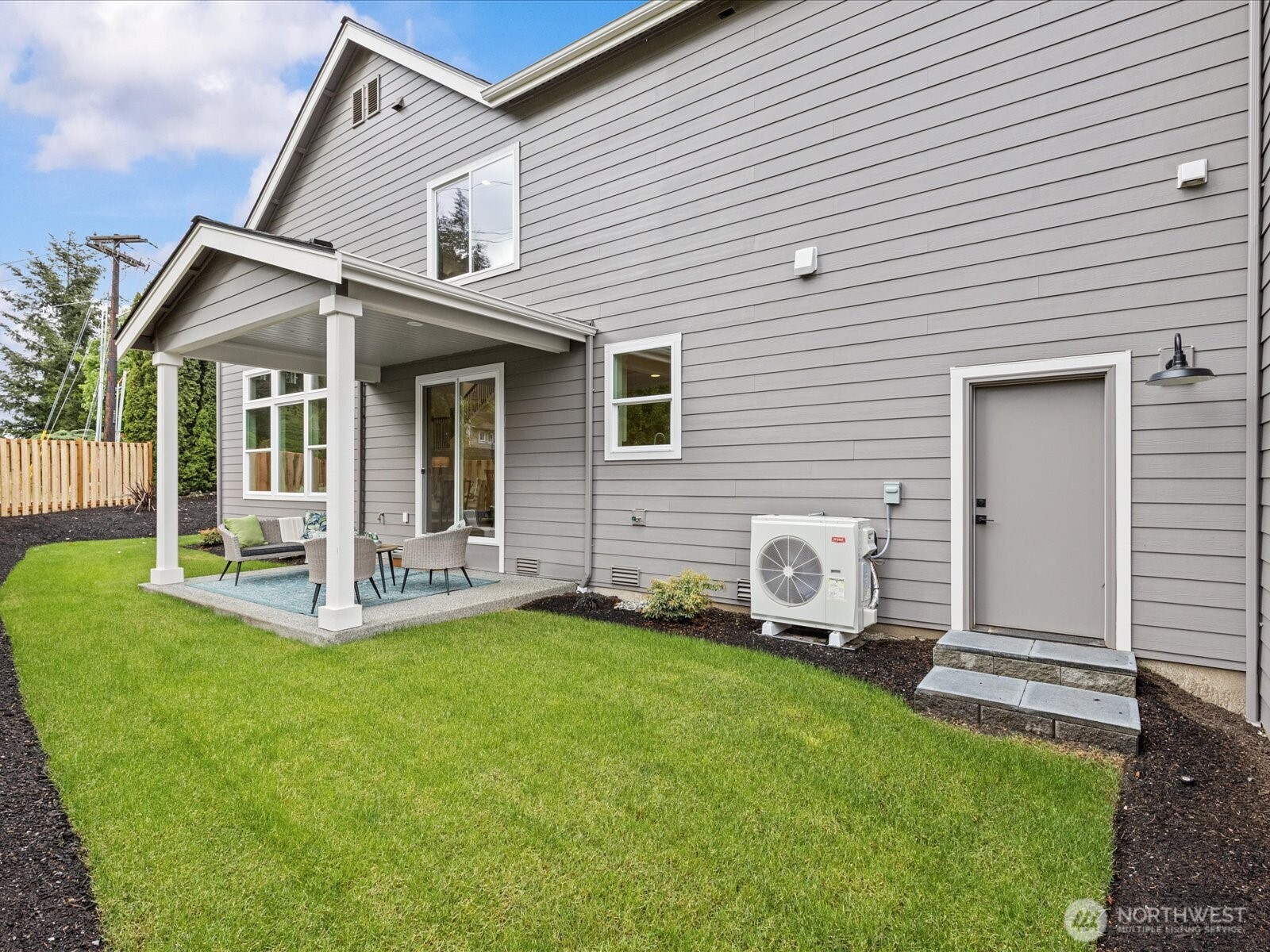 9207 NE 175th Street Bothell WA 98011
