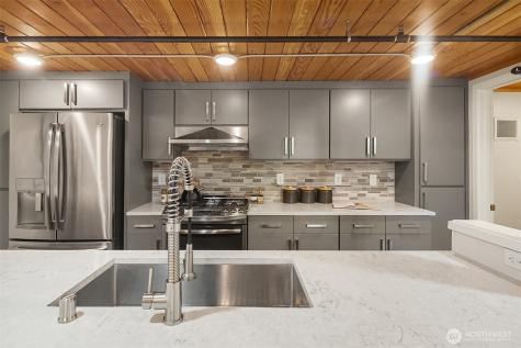 3298 NE 65th Street Seattle WA 98115