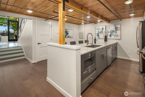 3298 NE 65th Street Seattle WA 98115