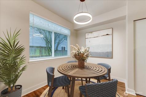 5809 Highway Place Street NE Everett WA 98203