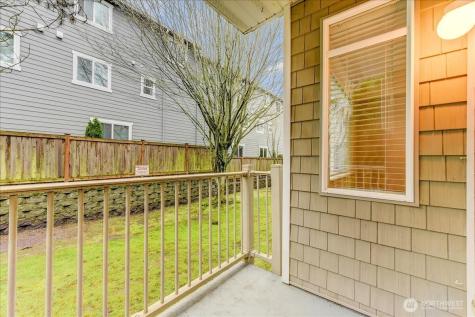 5809 Highway Place Street NE Everett WA 98203