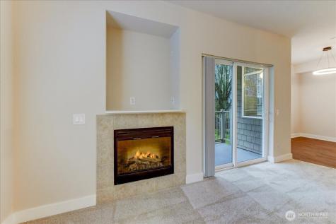 5809 Highway Place Street NE Everett WA 98203