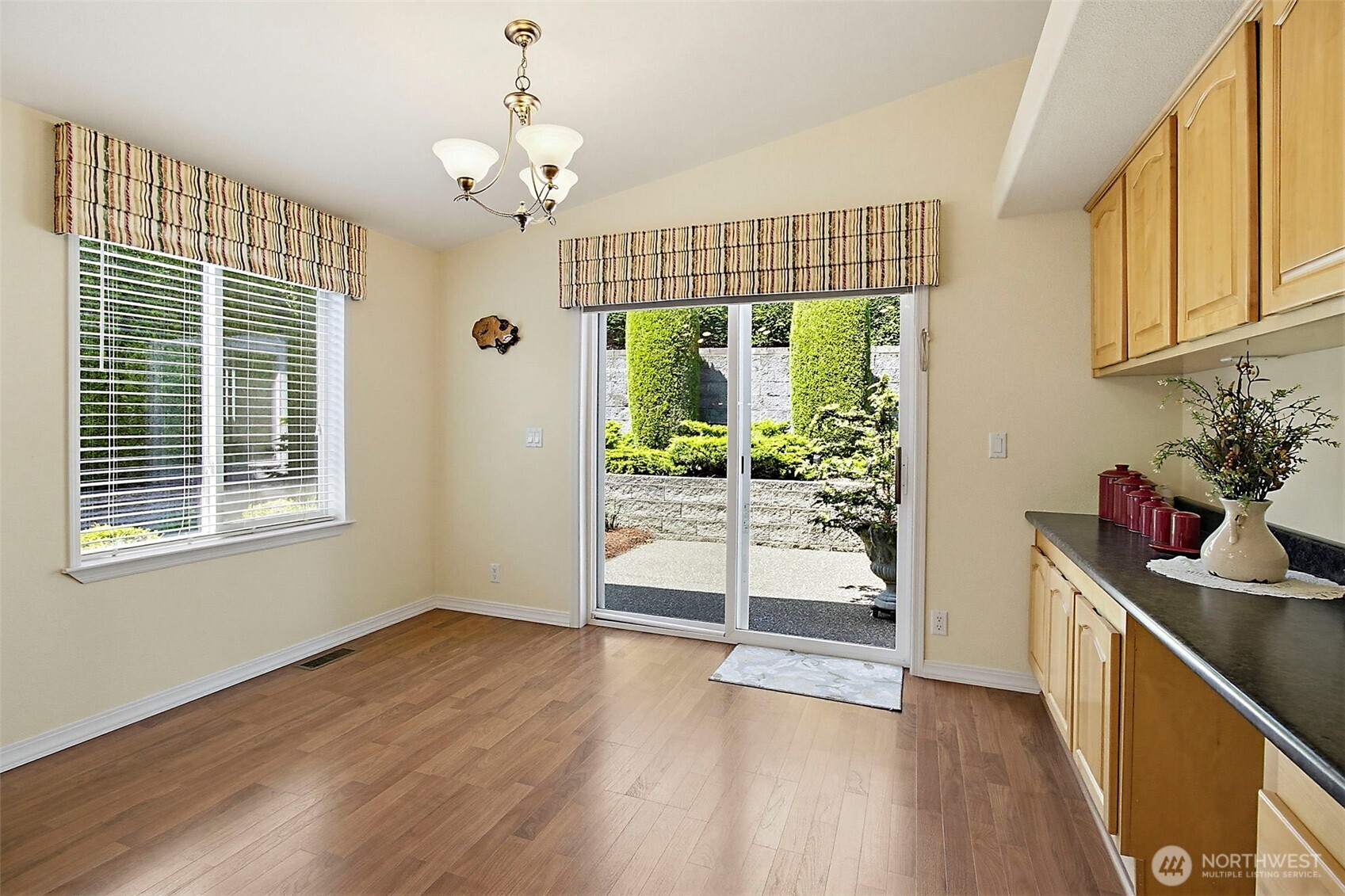 21804 SE 272nd Place Maple Valley WA 98038