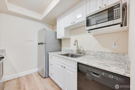 14600 NE 32nd Street Bellevue WA 98007