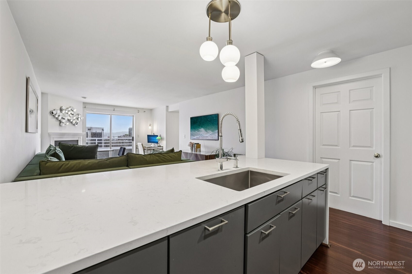 520 2nd Avenue W Seattle WA 98119