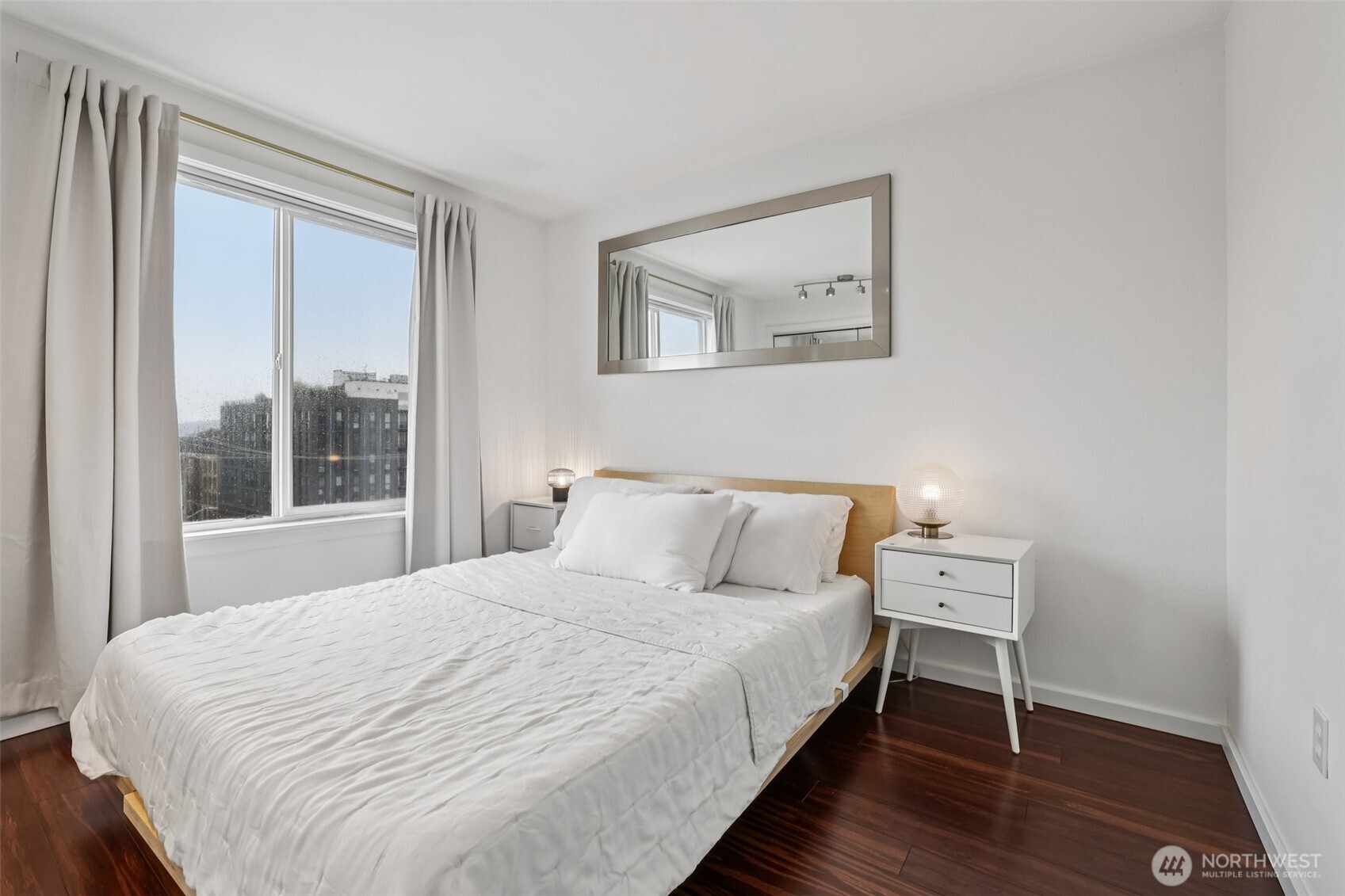 520 2nd Avenue W Seattle WA 98119