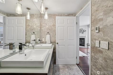 520 2nd Avenue W Seattle WA 98119