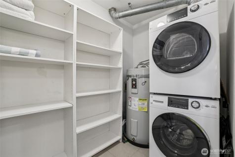 520 2nd Avenue W Seattle WA 98119