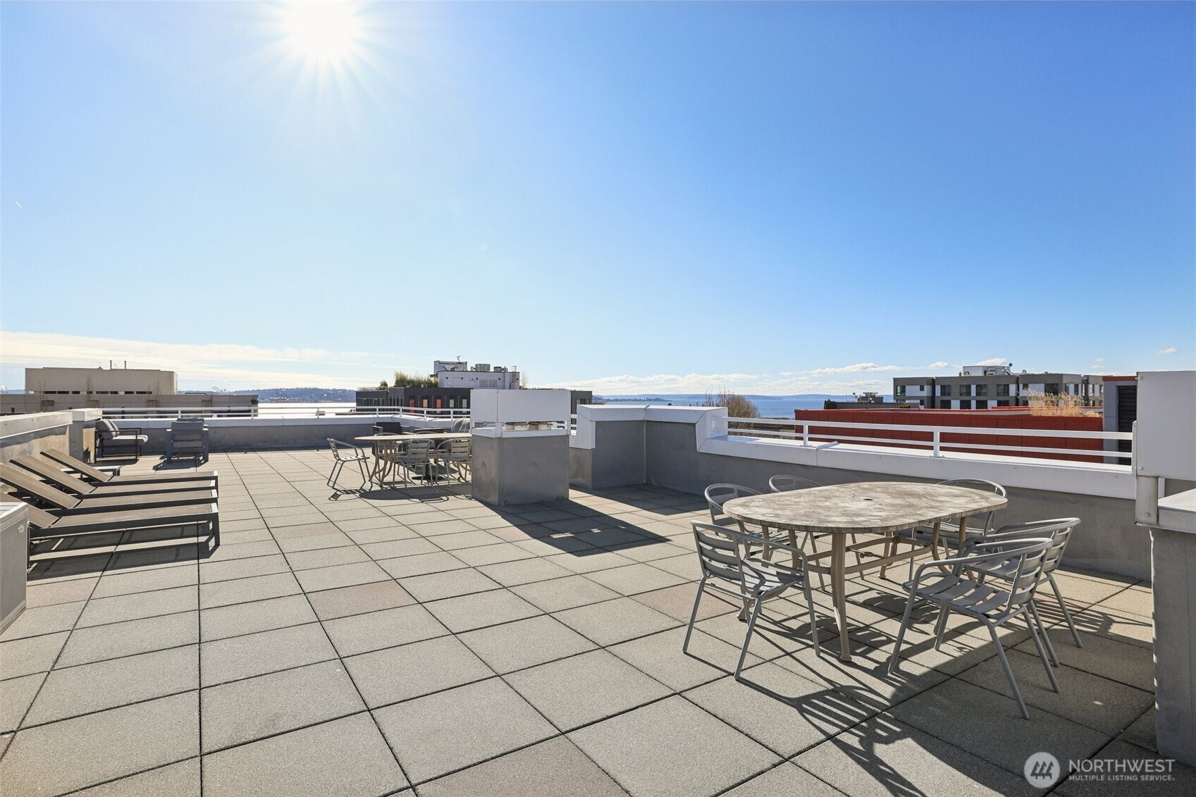 520 2nd Avenue W Seattle WA 98119