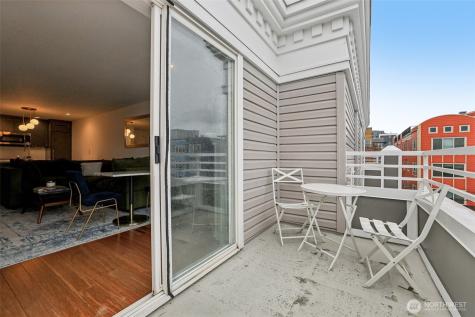 520 2nd Avenue W Seattle WA 98119