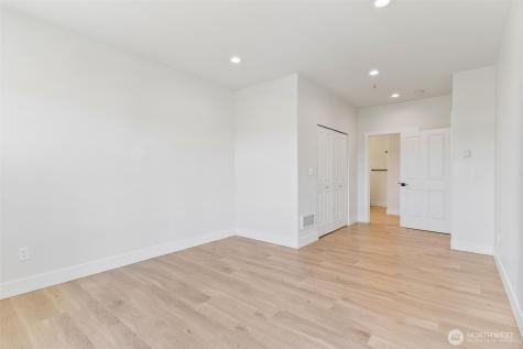 14915 38th Drive SE Bothell WA 98012
