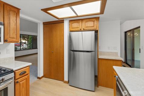 1935 F Street SE Auburn WA 98002