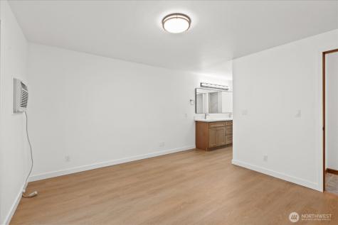 1935 F Street SE Auburn WA 98002