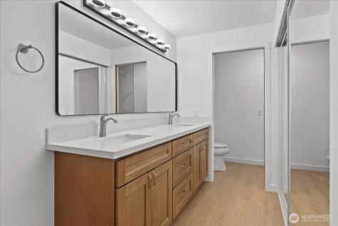 1935 F Street SE Auburn WA 98002