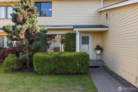 1935 F Street SE Auburn WA 98002