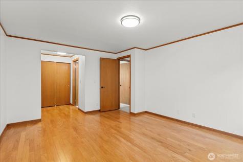 1935 F Street SE Auburn WA 98002