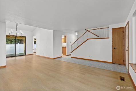 1935 F Street SE Auburn WA 98002