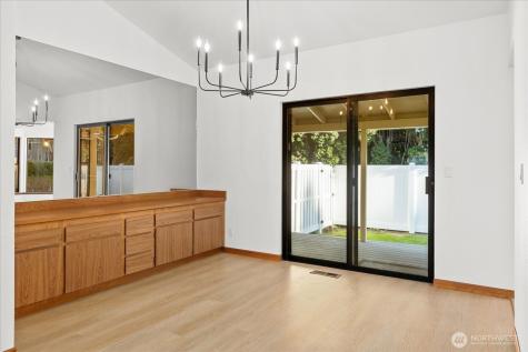 1935 F Street SE Auburn WA 98002