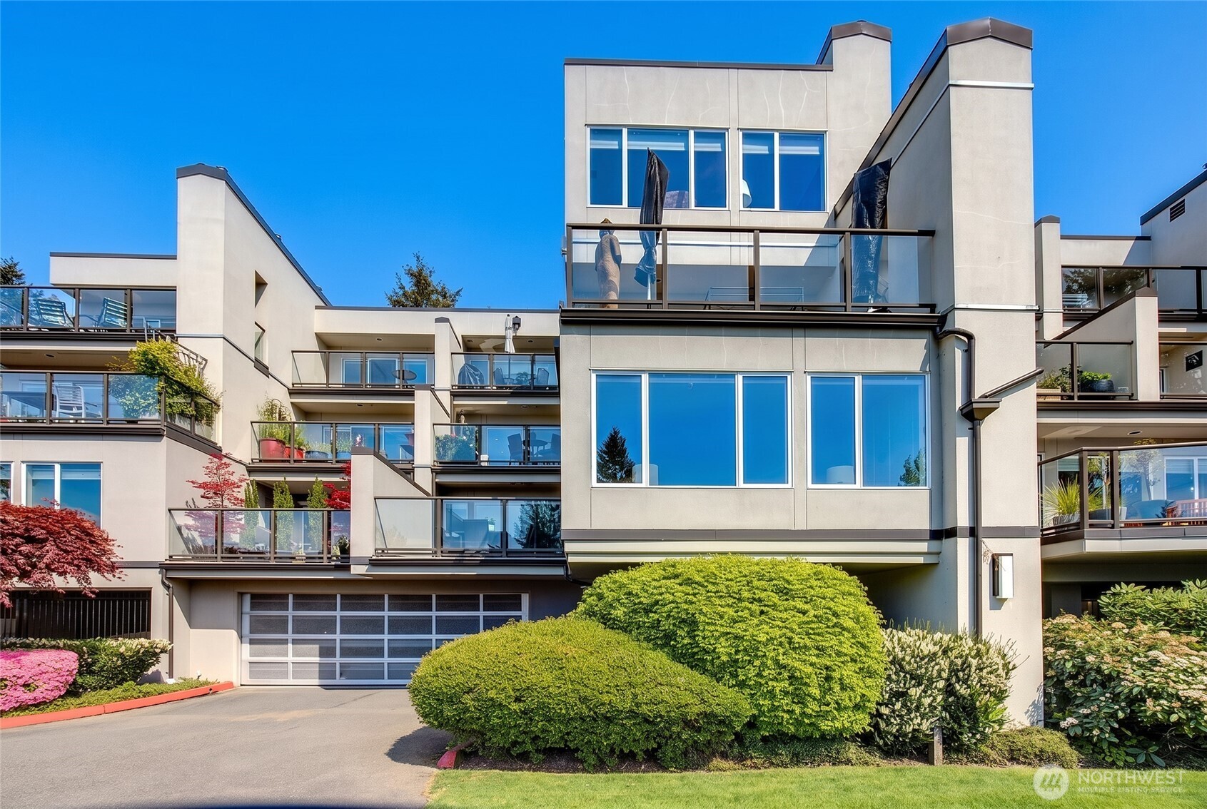 11110 NE 41st Drive Kirkland WA 98033