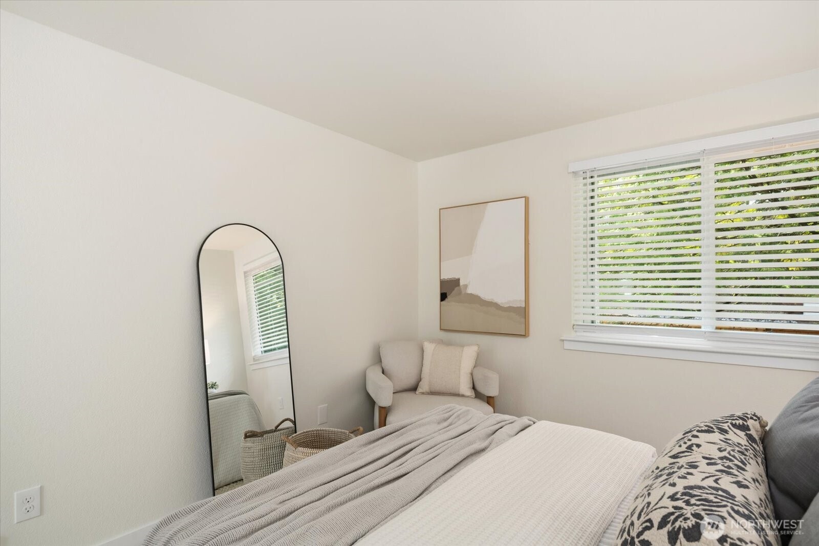 15903 NE 40th Way Redmond WA 98052