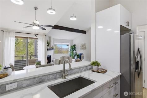 11630 NE 70th Place Kirkland WA 98033