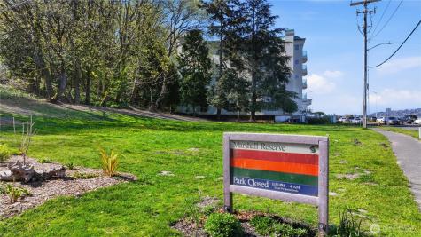1101 Harbor Avenue SW Seattle WA 98116