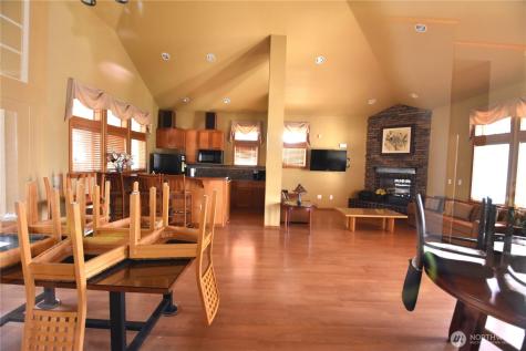 15026 40th Avenue Lynnwood WA 98087