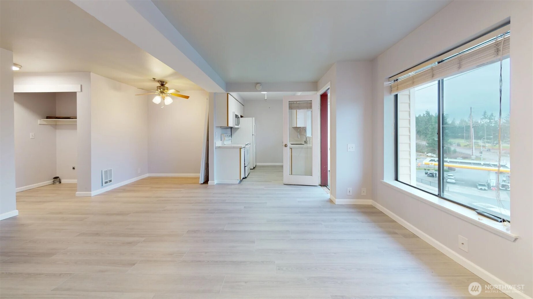 29645 18th Avenue S Federal Way WA 98003