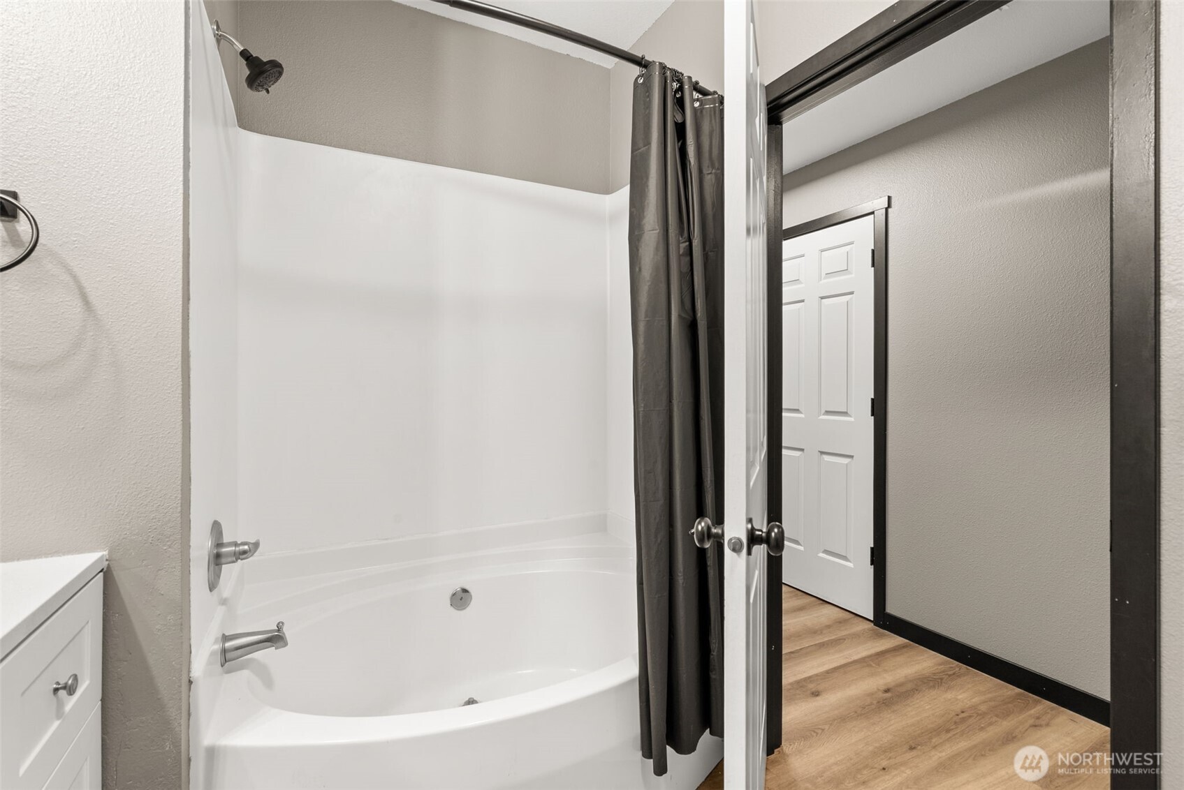 10015 186th Place E Puyallup WA 98375