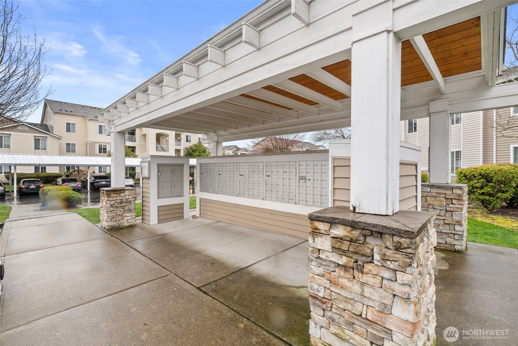 10015 186th Place E Puyallup WA 98375