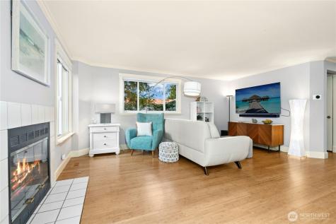 15865 Northup Way Bellevue WA 98008