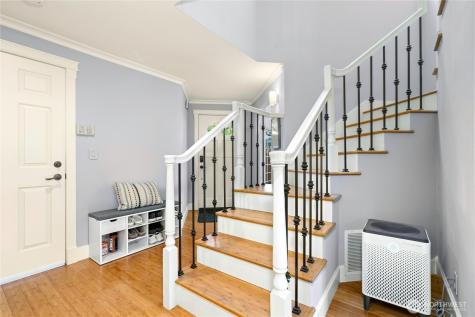 15865 Northup Way Bellevue WA 98008