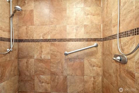 15865 Northup Way Bellevue WA 98008