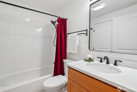 14210 NE 181st Place Woodinville WA 98072