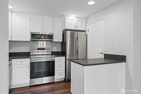 2321 SE 8th Drive Renton WA 98055
