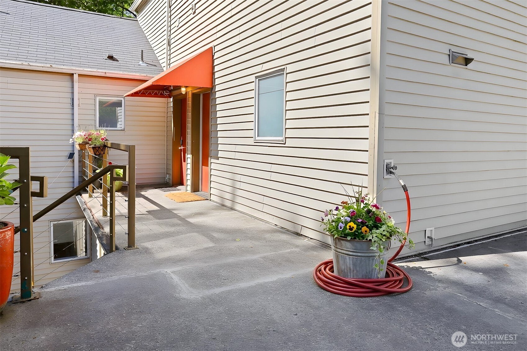 3406 W Government Way Seattle WA 98199