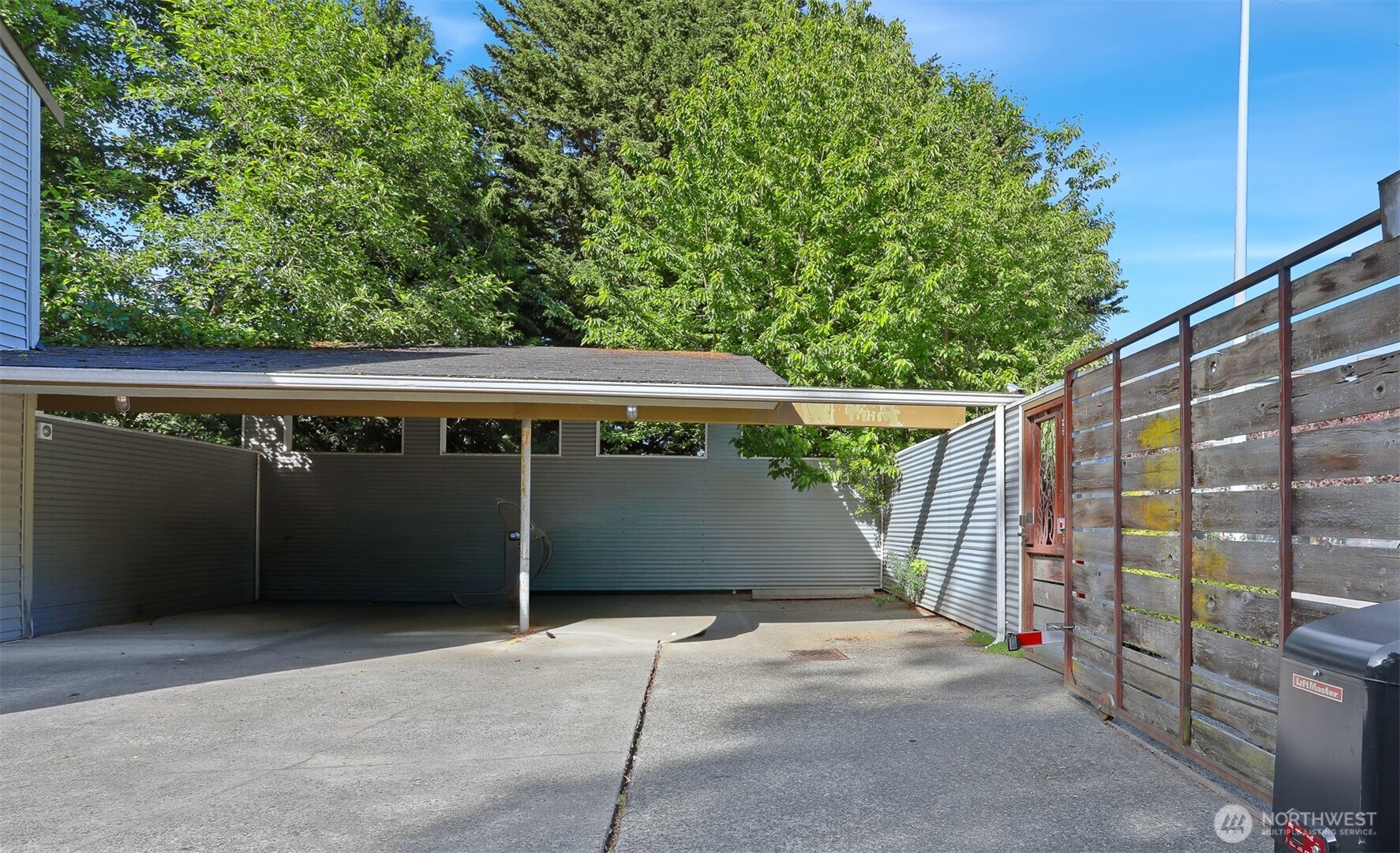 3406 W Government Way Seattle WA 98199