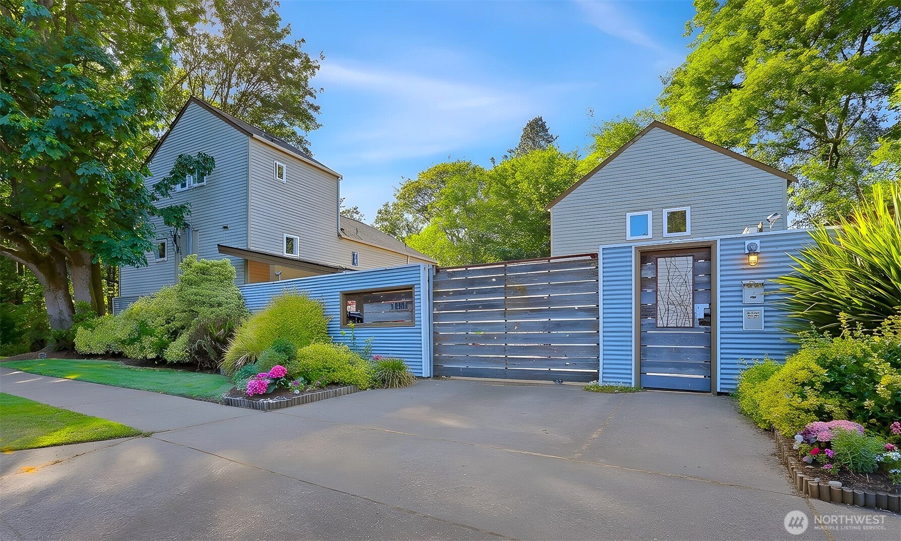 3406 W Government Way Seattle WA 98199