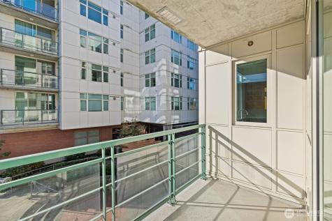 1188 106th Avenue NE Bellevue WA 98004