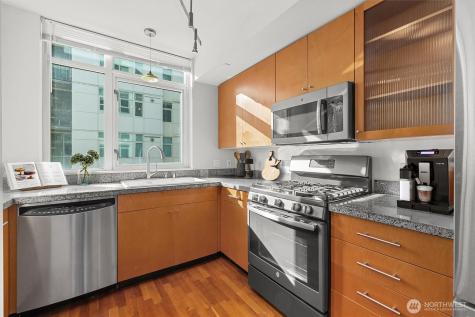 1188 106th Avenue NE Bellevue WA 98004