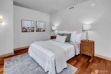 10650 NE 9th Place Bellevue WA 98004