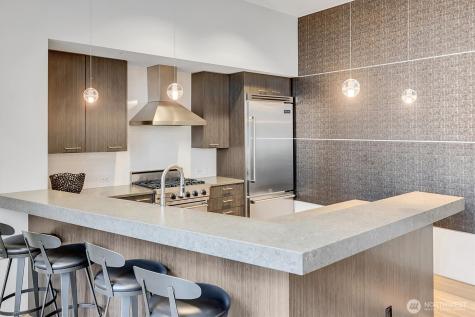 10650 NE 9th Place Bellevue WA 98004