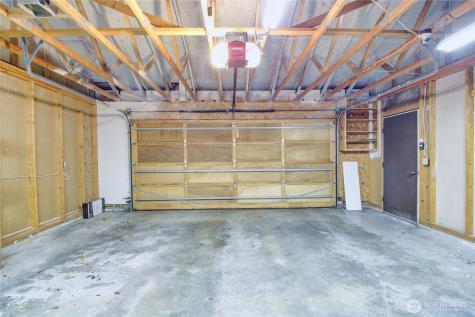747 SE Bayshore Drive Oak Harbor WA 98277
