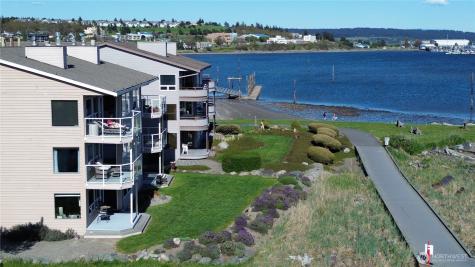 747 SE Bayshore Drive Oak Harbor WA 98277