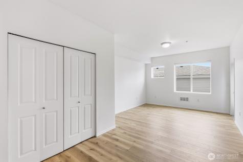 14915 38th Drive SE Bothell WA 98012