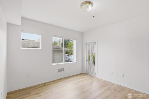 14915 38th Drive SE Bothell WA 98012