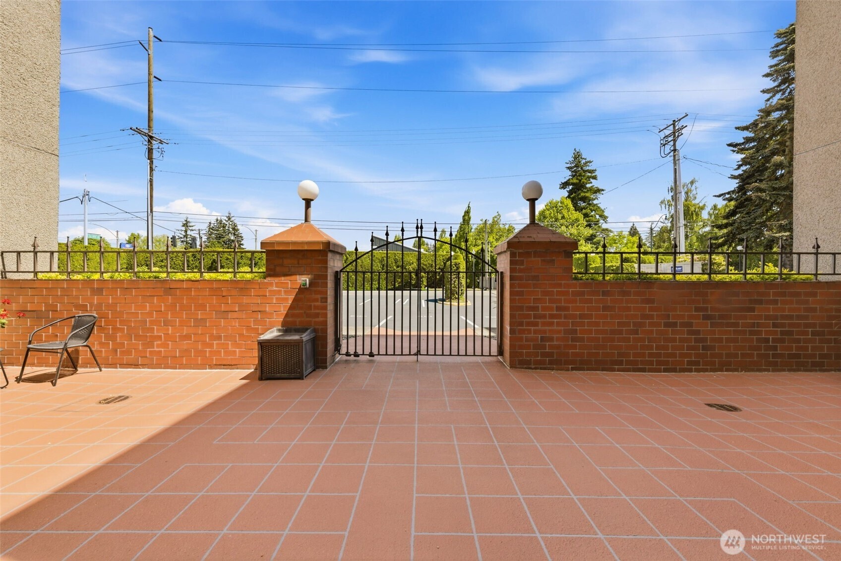 1902 Bridgeport Way W University Place WA 98466