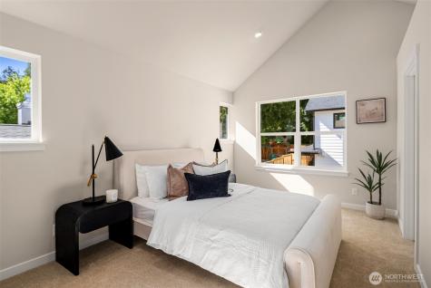 10604 NE 137th Place Kirkland WA 98034